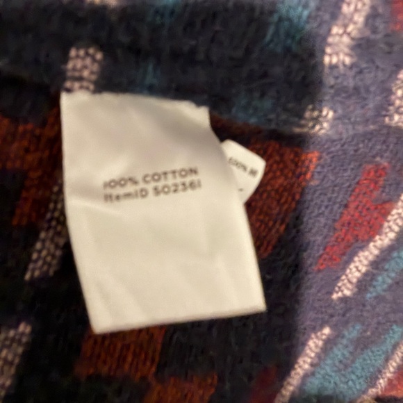 L.L. Bean Signature Red and Blue Patterned Top - Picture 7 of 8